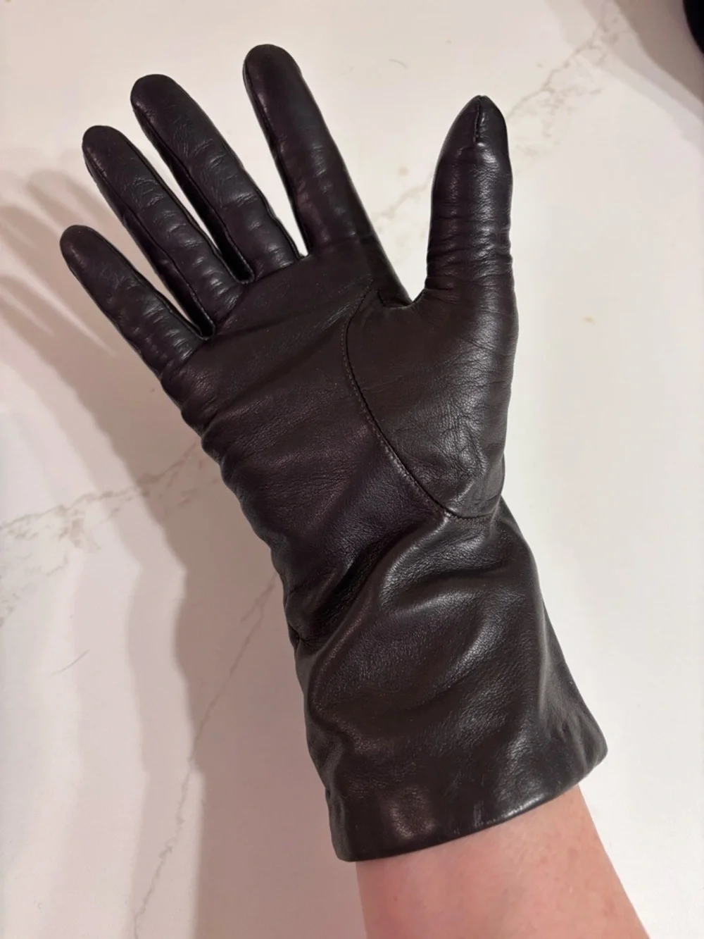 Vintage women’s Aris Dark Brown SOFT leather gloves cashmere lining size 7.5